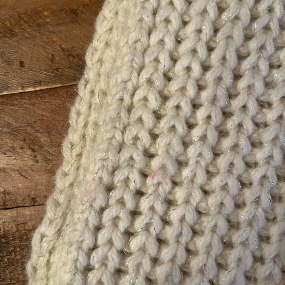 Kate Spade hat and scarf set - Picture 4 of 4